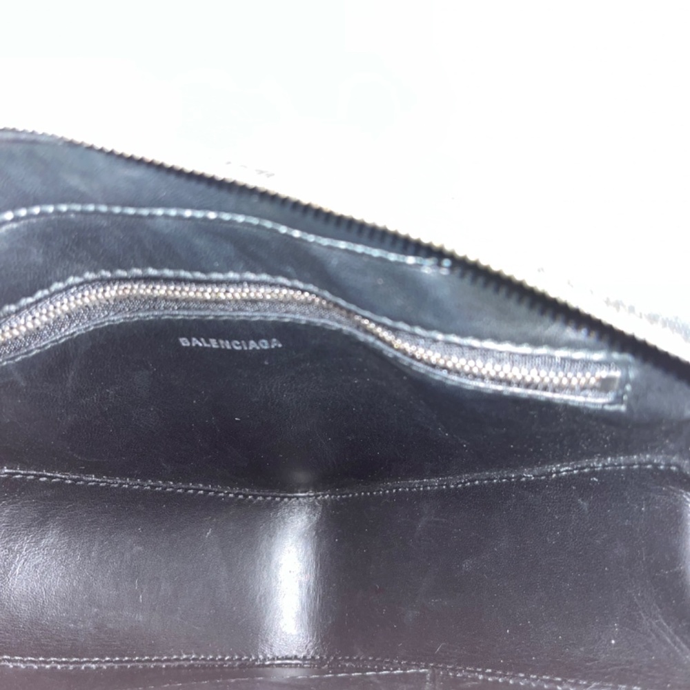 Balenciaga glitter silver triangle crossbody bag - Picture 9 of 10